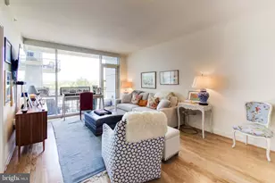 6820 Wisconsin Ave, Bethesda, MD 20815 - Photo 12