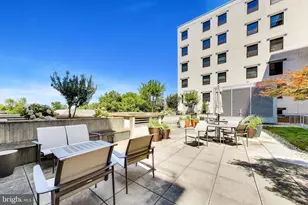 6820 Wisconsin Ave, Bethesda, MD 20815 - Photo 28