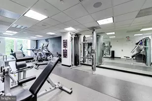 6820 Wisconsin Ave, Bethesda, MD 20815 - Photo 28