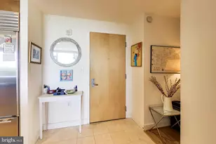 6820 Wisconsin Ave, Bethesda, MD 20815 - Photo 10