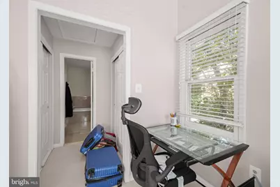 12121 Gatewater Drive, Potomac, MD 20854 - Photo 18