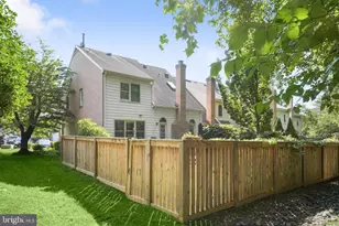 12121 Gatewater Dr, Potomac, MD 20854 - Photo 34