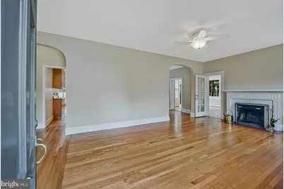 115 Lucas Lane, Bethesda, MD 20814 - Photo 4