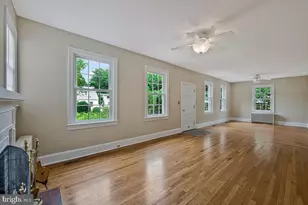 115 Lucas Ln, Bethesda, MD 20814 - Photo 4