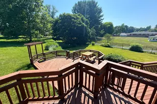 24513 Hanson Rd, Laytonsville, MD 20882 - Photo 2