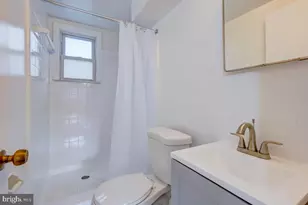 6417 Earlham Dr, Bethesda, MD 20817 - Photo 30