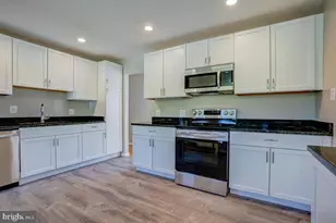 6417 Earlham Dr, Bethesda, MD 20817 - Photo 14
