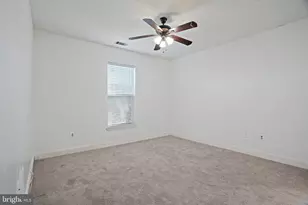 501 Hungerford Dr, Rockville, MD 20850 - Photo 18
