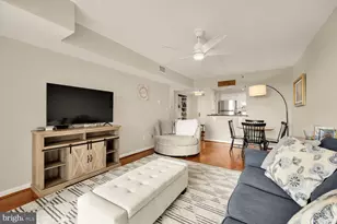 4808 Moorland Ln, Bethesda, MD 20814 - Photo 10