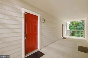 5812 Inman Park Cir, Rockville, MD 20852 - Photo 2
