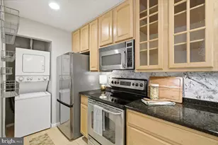 5812 Inman Park Cir, Rockville, MD 20852 - Photo 12