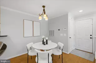 5812 Inman Park Cir, Rockville, MD 20852 - Photo 8
