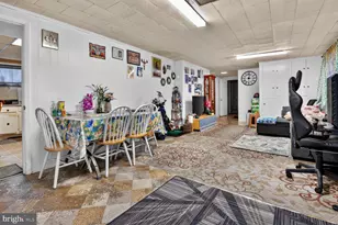 1207 Oakview Dr, Silver Spring, MD 20903 - Photo 16
