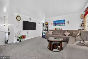 1207 Oakview Dr, Silver Spring, MD 20903 - Photo 8