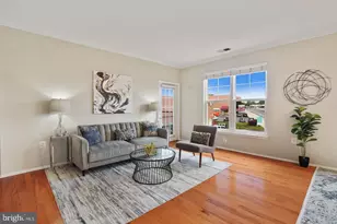 11800 Old Georgetown, North Bethesda, MD 20852 - Photo 2