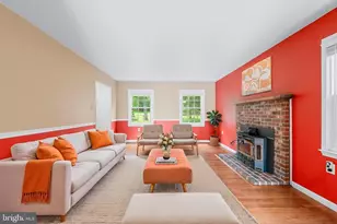 17613 Kirk Ln, Rockville, MD 20853 - Photo 6