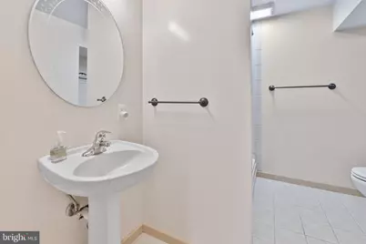 17613 Kirk Lane, Rockville, MD 20853 - Photo 32