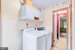 17613 Kirk Ln, Rockville, MD 20853 - Photo 16