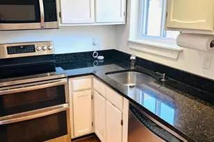 8902 Battery Pl, Bethesda, MD 20814 - Photo 6