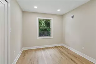 8607 Wild Olive Dr, Potomac, MD 20854 - Photo 18
