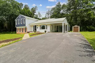 8607 Wild Olive Dr, Potomac, MD 20854 - Photo 2