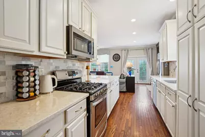 217 Highland Ridge Avenue, Gaithersburg, MD 20878 - Photo 4