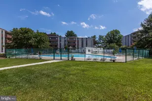 7501 Democracy Blvd, Bethesda, MD 20817 - Photo 8