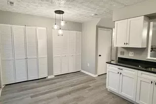 18674 Winding Creek Pl, Germantown, MD 20874 - Photo 6