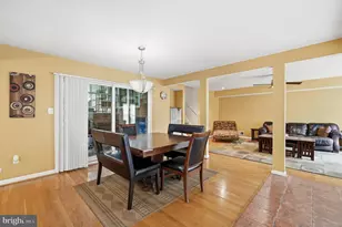 11412 Fairoak Dr, Silver Spring, MD 20902 - Photo 6