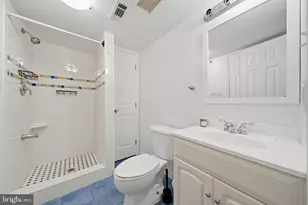 11412 Fairoak Dr, Silver Spring, MD 20902 - Photo 38
