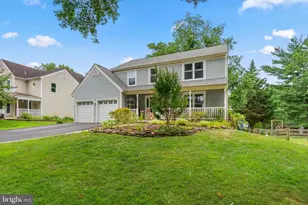 9614 Bush Hill Terrace, Gaithersburg, MD 20882 - Photo 2