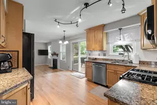 9614 Bush Hill Terrace, Gaithersburg, MD 20882 - Photo 10