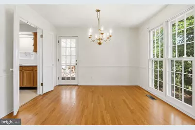 9004 Paddock Lane, Rockville, MD 20854 - Photo 10