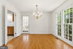 9004 Paddock Ln, Rockville, MD 20854 - Photo 10