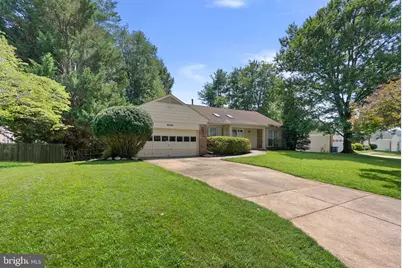 9004 Paddock Lane, Rockville, MD 20854 - Photo 2