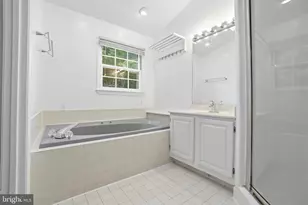 12327 Sour Cherry Way, Gaithersburg, MD 20878 - Photo 20