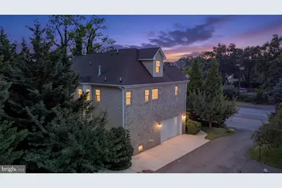 203 1st Street, Rockville, MD 20851 - Photo 50