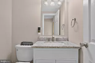 18948 Montgomery Village Ave, Gaithersburg, MD 20886 - Photo 12