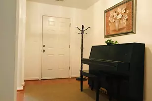 9742 Washingtonian Blvd, Gaithersburg, MD 20878 - Photo 2