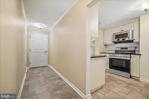 4601 N Park Ave, Chevy Chase, MD 20815 - Photo 6