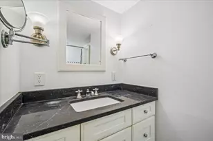 4601 N Park Ave, Chevy Chase, MD 20815 - Photo 24