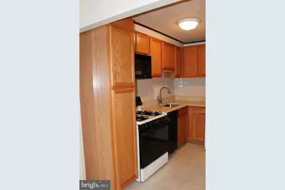 10201 Grosvenor Place #1007, Rockville, MD 20852 - Photo 1