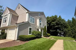 19943 Dunstable Cir, Germantown, MD 20876 - Photo 2