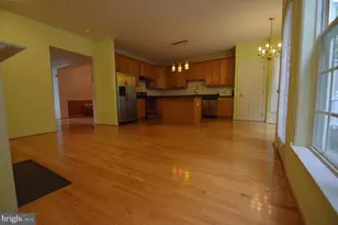 325 Winter Walk Dr, Gaithersburg, MD 20878 - Photo 18