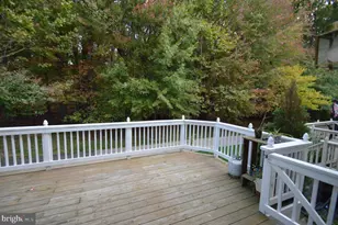 325 Winter Walk Dr, Gaithersburg, MD 20878 - Photo 44