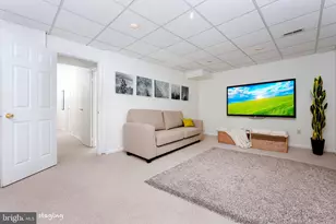 6705 Surreywood Ln, Bethesda, MD 20817 - Photo 22