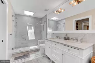 7601 Persimmon Tree Ln, Bethesda, MD 20817 - Photo 16