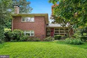 8504 Sundale Dr, Silver Spring, MD 20910 - Photo 2