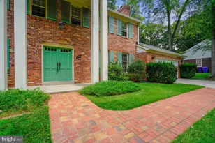 11200 Powder Horn Dr, Potomac, MD 20854 - Photo 2