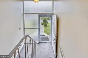 6048 Rossmore Dr, Bethesda, MD 20814 - Photo 2